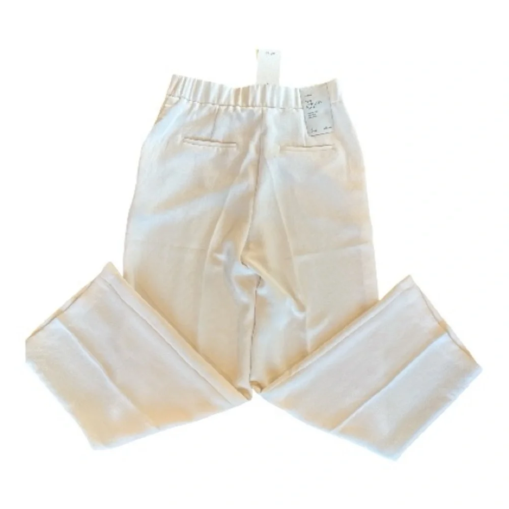 NWT Aritzia The Limitless Pant Wilfred Crepette Size 6 Short Wide Leg Cream - Picture 7 of 15